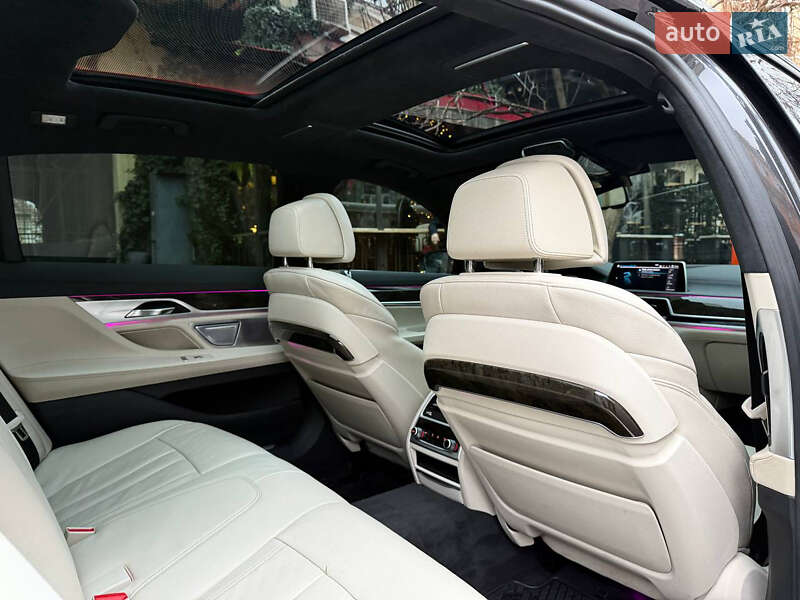 Седан BMW 7 Series 2017 в Одессе фото 7 Седан BMW 7 Series 2017 в Одессе