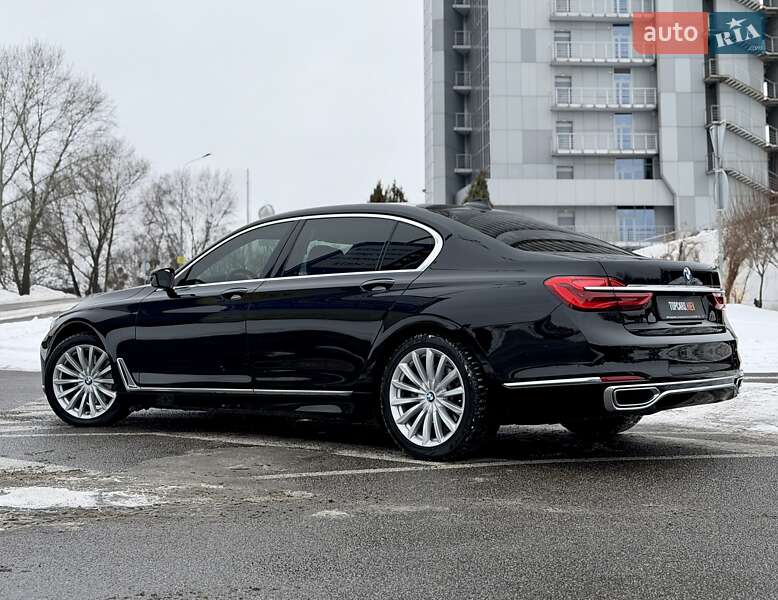 Седан BMW 7 Series 2017 в Киеве