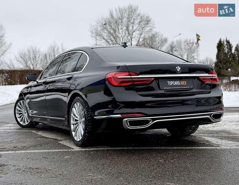 Седан BMW 7 Series 2017 в Киеве