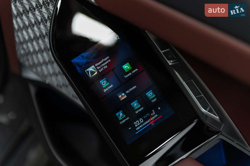 Седан BMW 7 Series 2023 в Мукачево