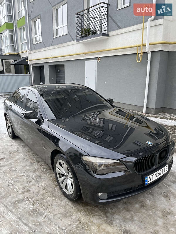 Седан BMW 7 Series 2010 в Ивано-Франковске