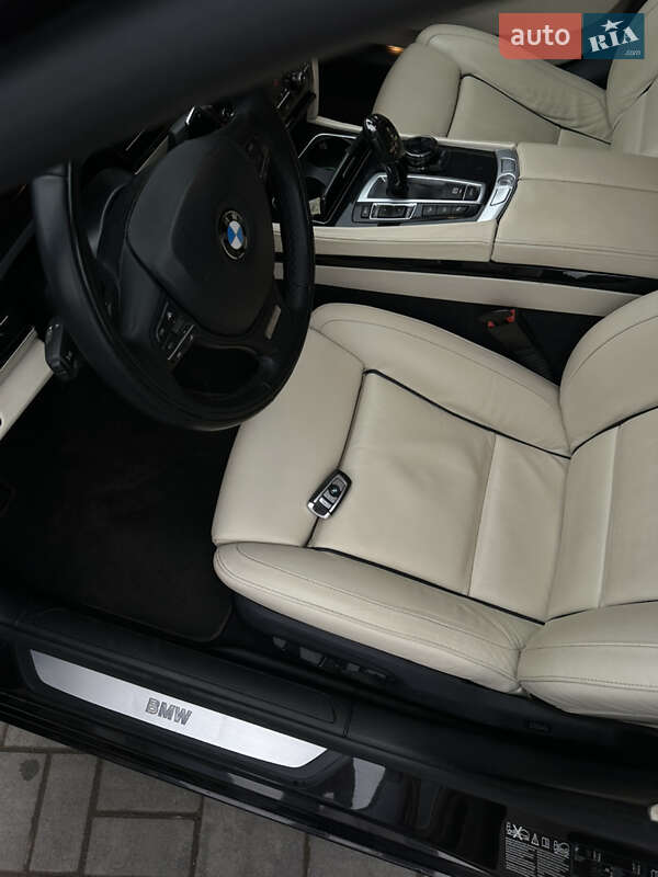 Седан BMW 7 Series 2014 в Луцке