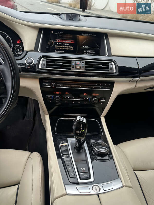 Седан BMW 7 Series 2014 в Луцке