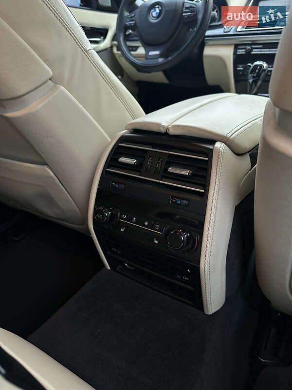 Седан BMW 7 Series 2014 в Луцке