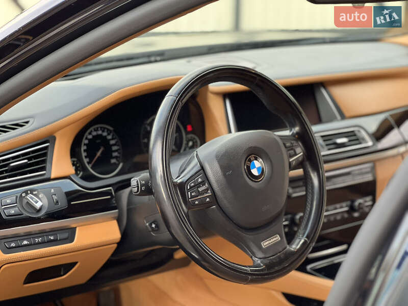 Седан BMW 7 Series 2013 в Тернополе
