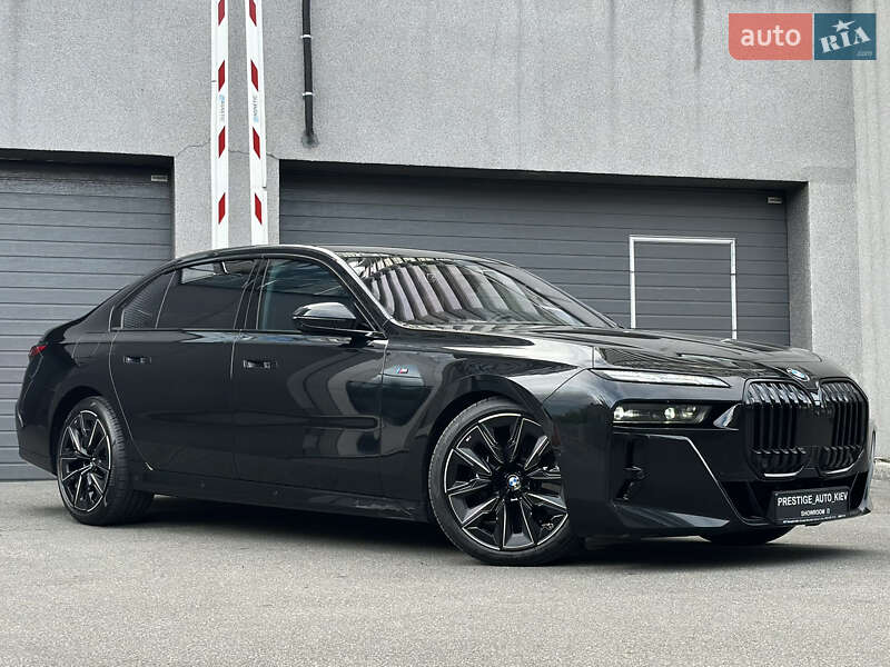 Седан BMW 7 Series 2022 в Киеве