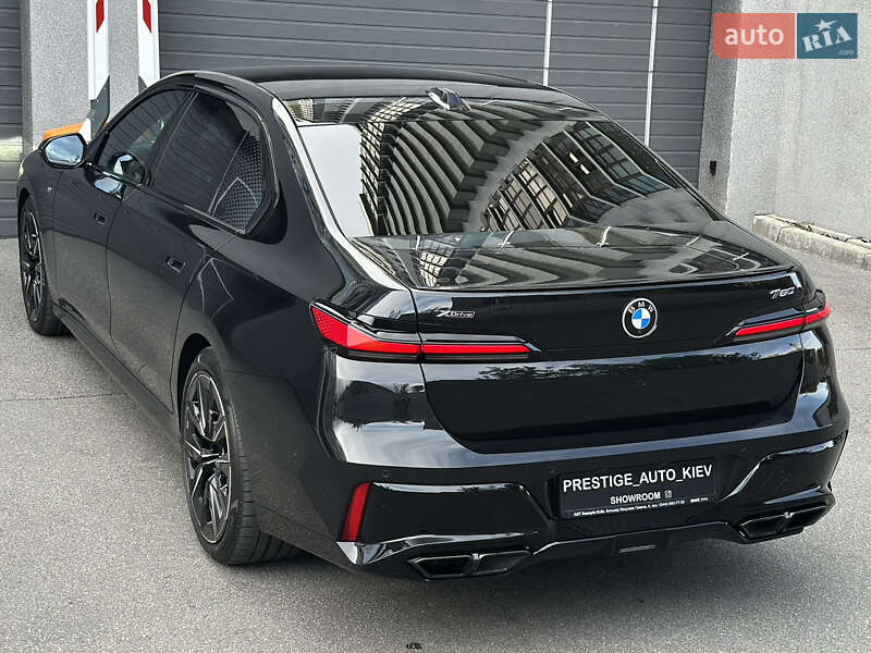 Седан BMW 7 Series 2022 в Киеве