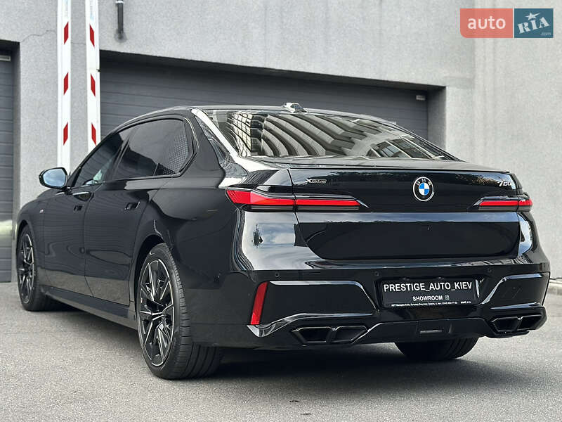 Седан BMW 7 Series 2022 в Киеве