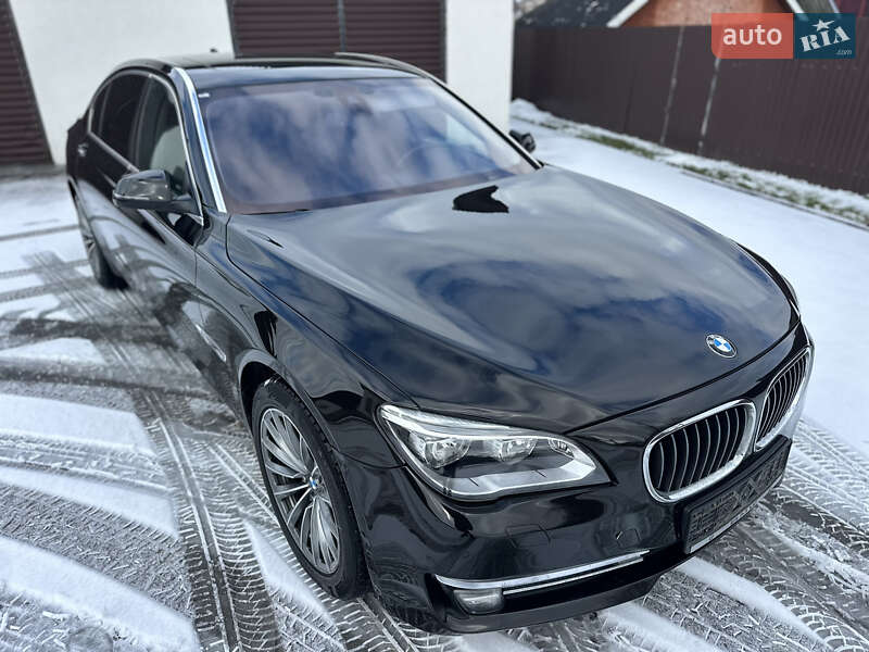 Седан BMW 7 Series 2013 в Владимире
