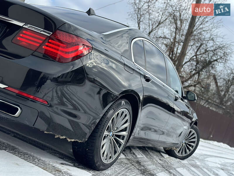 Седан BMW 7 Series 2013 в Владимире