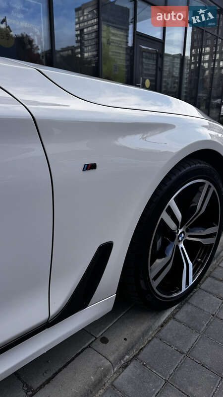 Седан BMW 7 Series 2016 в Львове