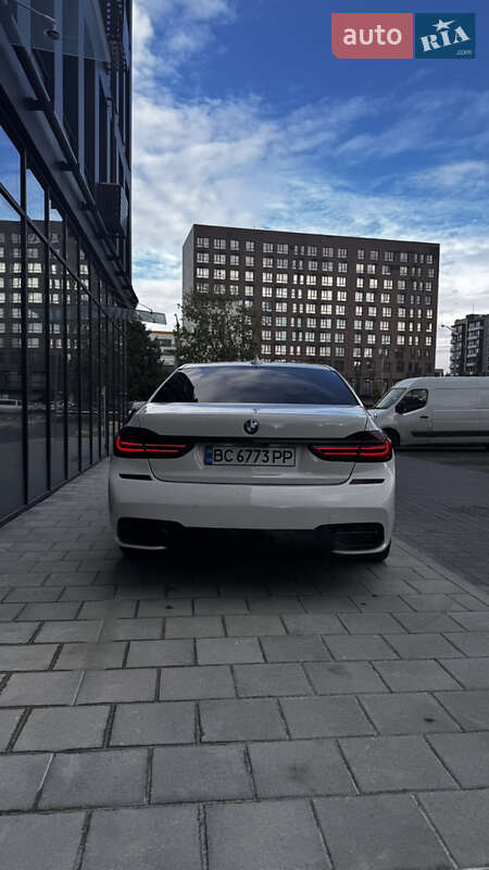 Седан BMW 7 Series 2016 в Львове