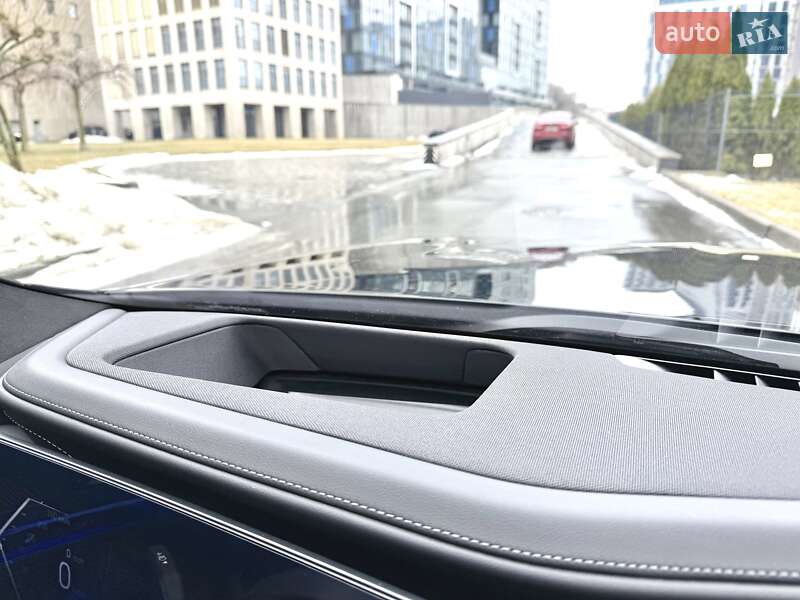 Седан BMW 7 Series 2023 в Днепре