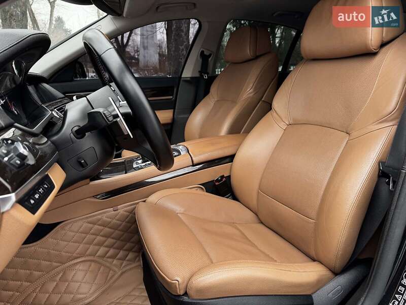 Седан BMW 7 Series 2012 в Киеве