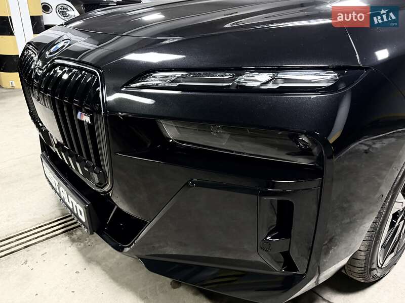 Седан BMW 7 Series 2024 в Киеве