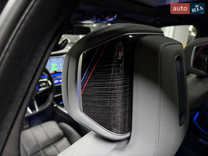 Седан BMW 7 Series 2024 в Киеве