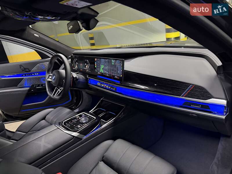 Седан BMW 7 Series 2024 в Киеве