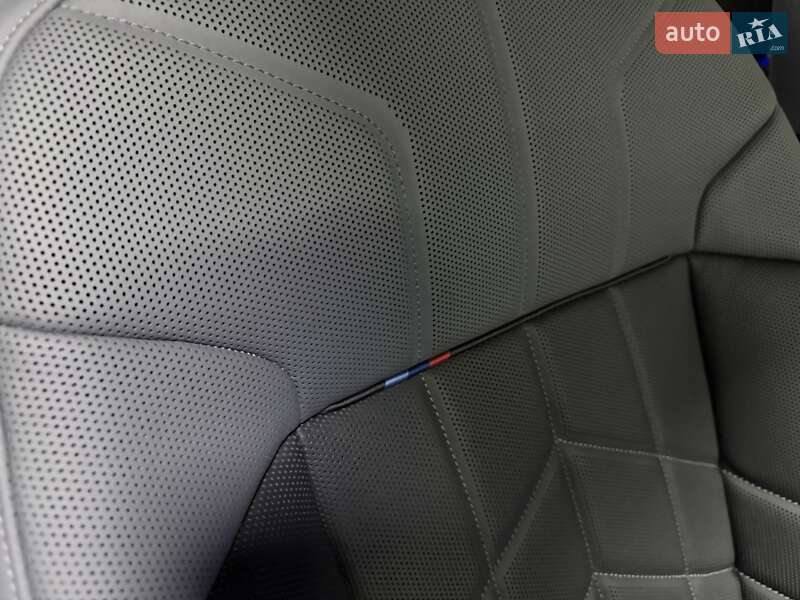 Седан BMW 7 Series 2024 в Киеве