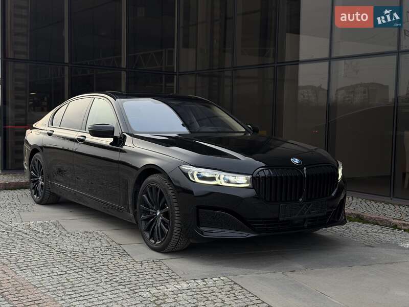 Седан BMW 7 Series 2020 в Мукачево