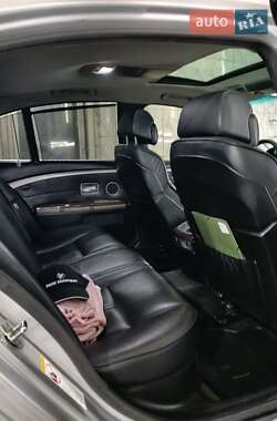Седан BMW 7 Series 2002 в Днепре