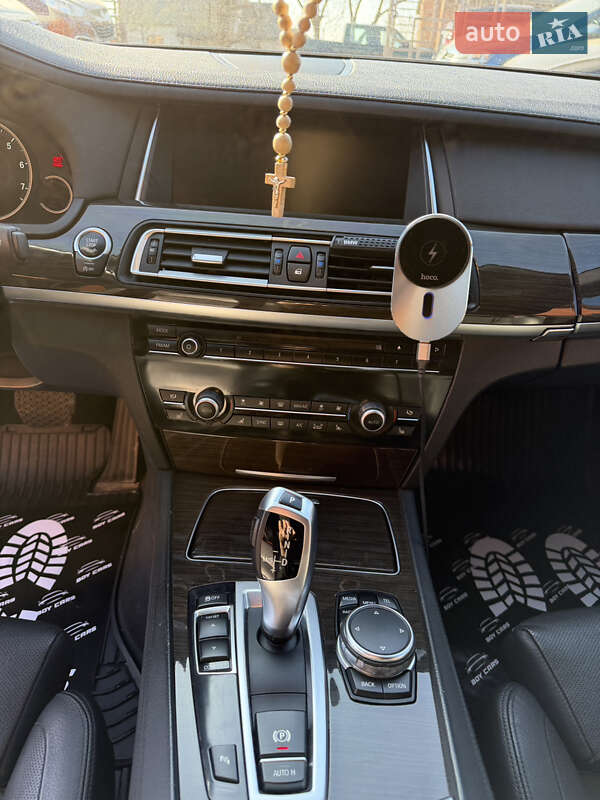 Седан BMW 7 Series 2015 в Ивано-Франковске