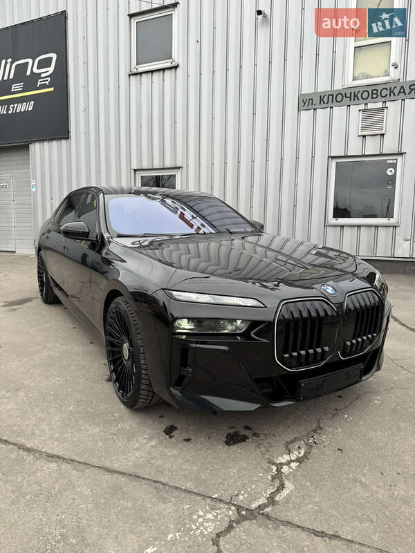 Седан BMW 7 Series 2024 в Харькове