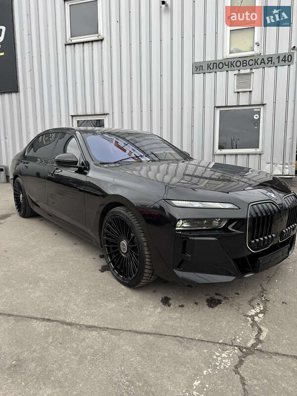 Седан BMW 7 Series 2024 в Харькове