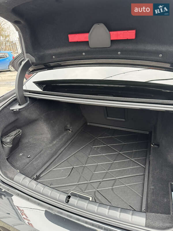 Седан BMW 7 Series 2024 в Харькове