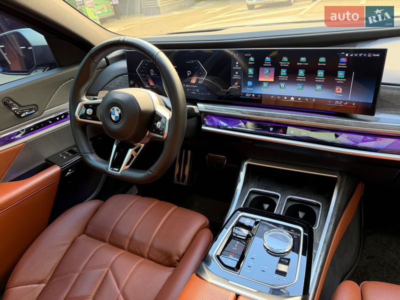 Седан BMW 7 Series 2023 в Киеве фото 14 Седан BMW 7 Series 2023 в Киеве