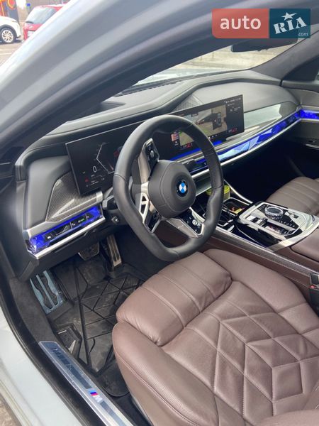 Седан BMW 7 Series 2024 в Каменском