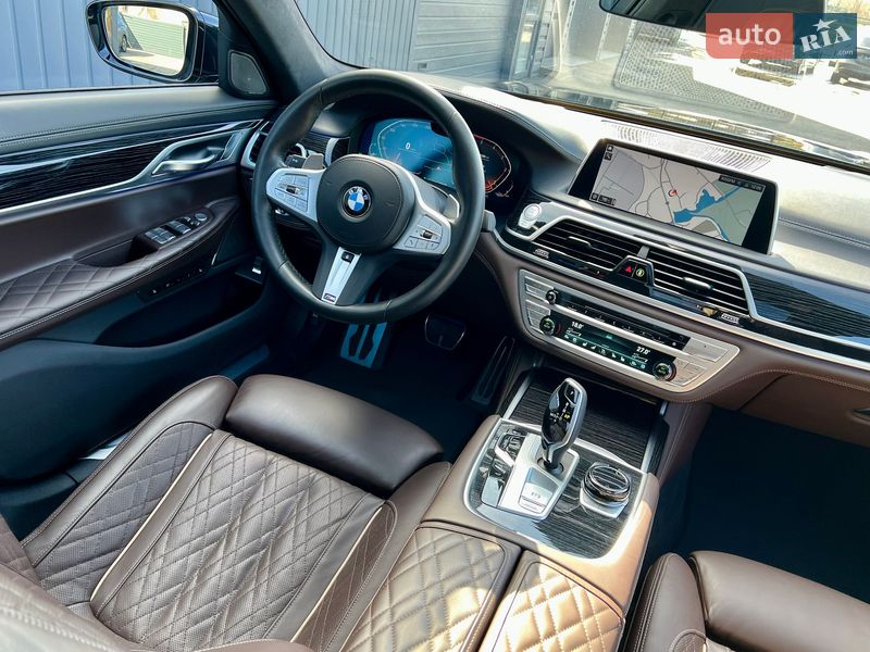 Седан BMW 7 Series 2022 в Киеве