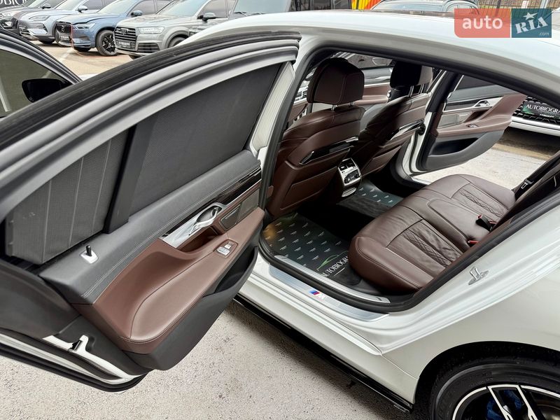 Седан BMW 7 Series 2019 в Києві