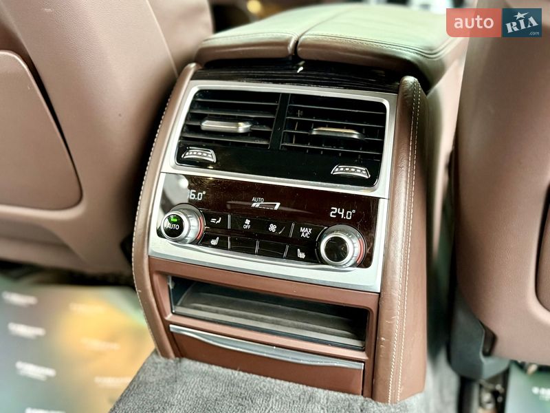 Седан BMW 7 Series 2019 в Києві