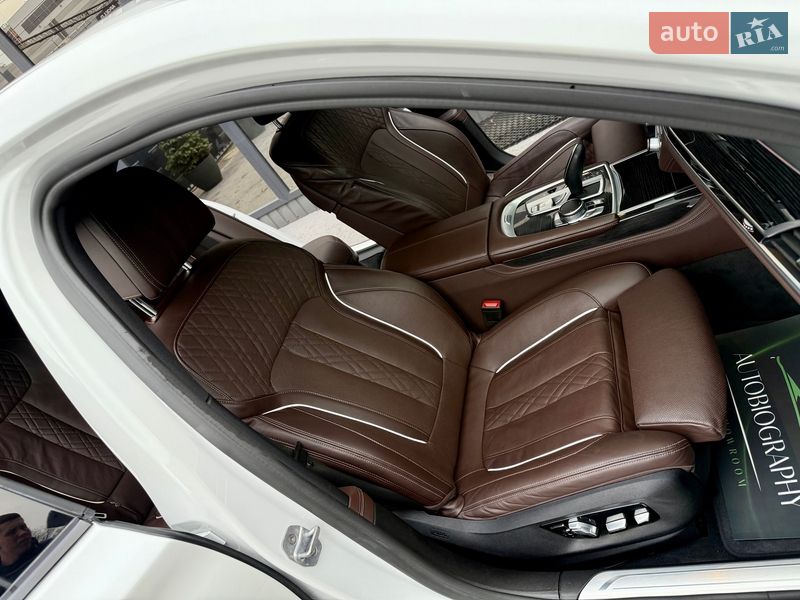 Седан BMW 7 Series 2019 в Києві