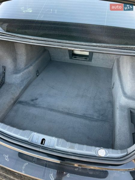 Седан BMW 7 Series 2012 в Львове