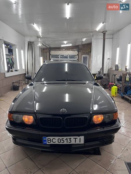 BMW 7 Series 1999
