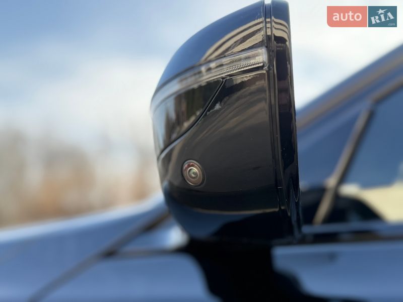 Седан BMW 7 Series 2022 в Дніпрі