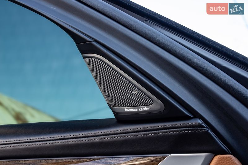 Седан BMW 7 Series 2018 в Львове