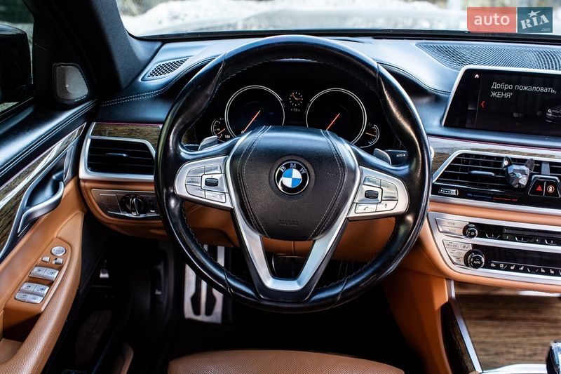 Седан BMW 7 Series 2018 в Львове