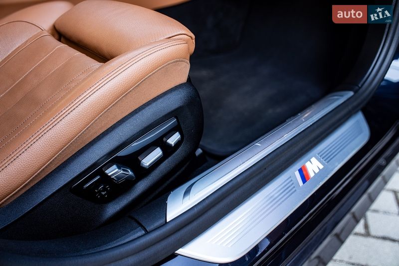 Седан BMW 7 Series 2018 в Львове