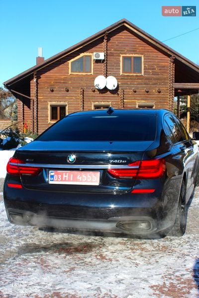 Седан BMW 7 Series 2017 в Владимире