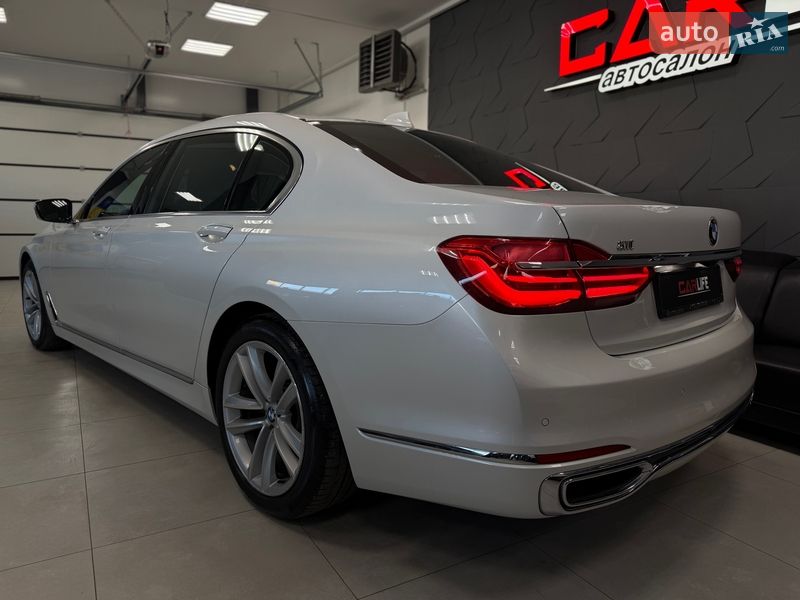 Седан BMW 7 Series 2016 в Тернополе