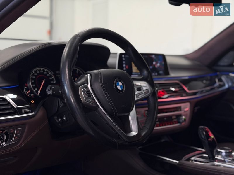 Седан BMW 7 Series 2016 в Тернополе
