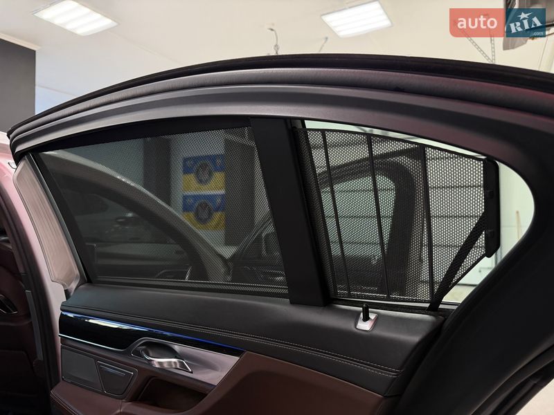 Седан BMW 7 Series 2016 в Тернополе