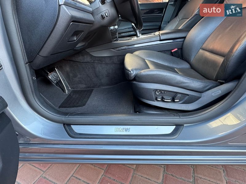 Седан BMW 7 Series 2009 в Одессе