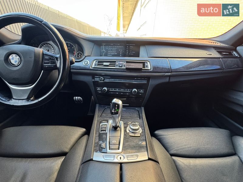 Седан BMW 7 Series 2009 в Одессе
