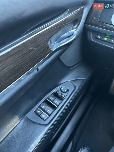 Седан BMW 7 Series 2014 в Тернополе
