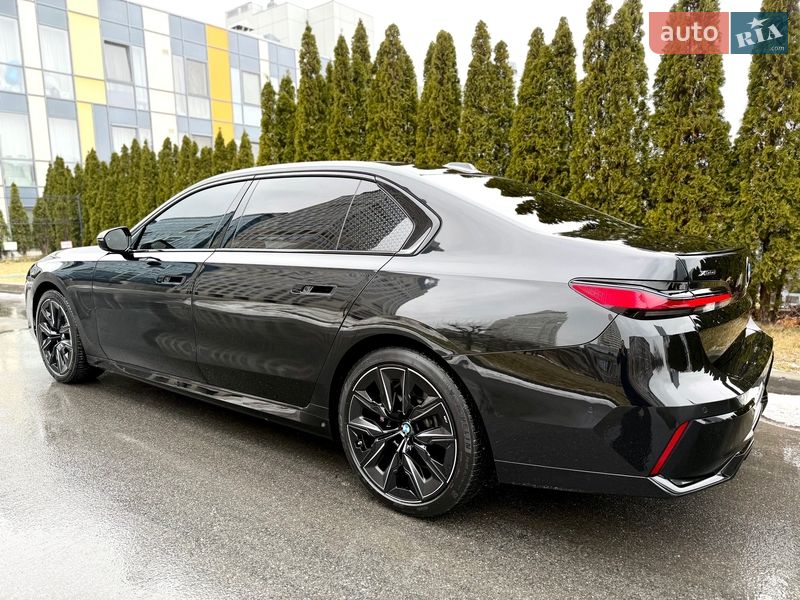 Седан BMW 7 Series 2023 в Киеве фото 11 Седан BMW 7 Series 2023 в Киеве