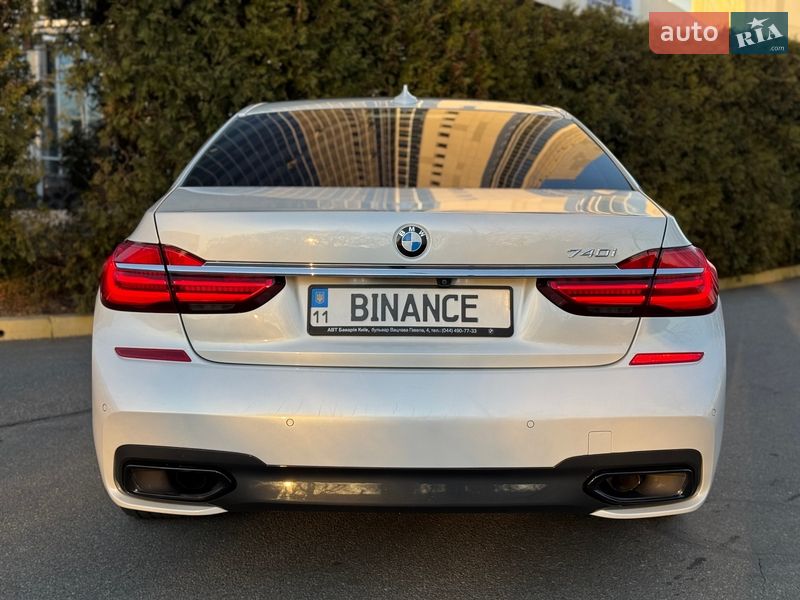 Седан BMW 7 Series 2016 в Киеве