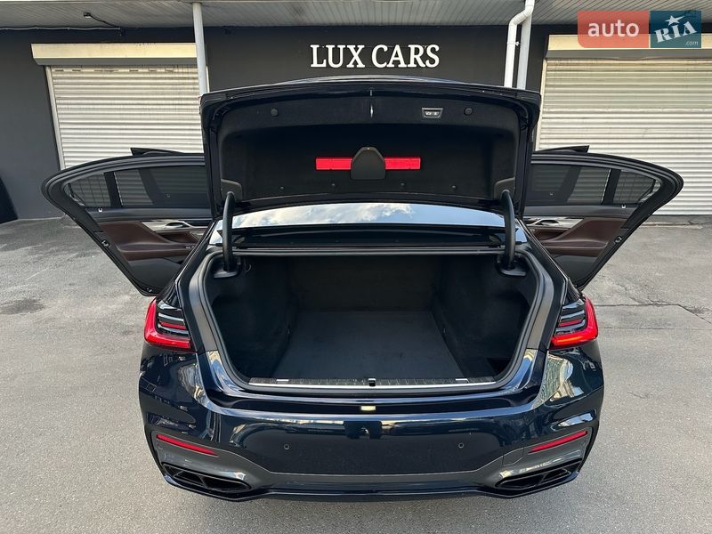 Седан BMW 7 Series 2021 в Киеве